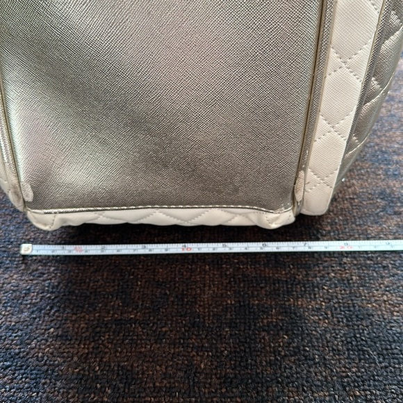 Betsey Johnson Duffel Bag 💼 - Picture 14 of 16